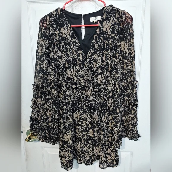 Entro Black & Tan Ruffle Romper - Picture 7 of 10